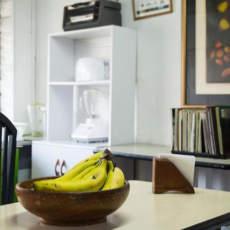 Spring City Hostel Медельин Экстерьер фото