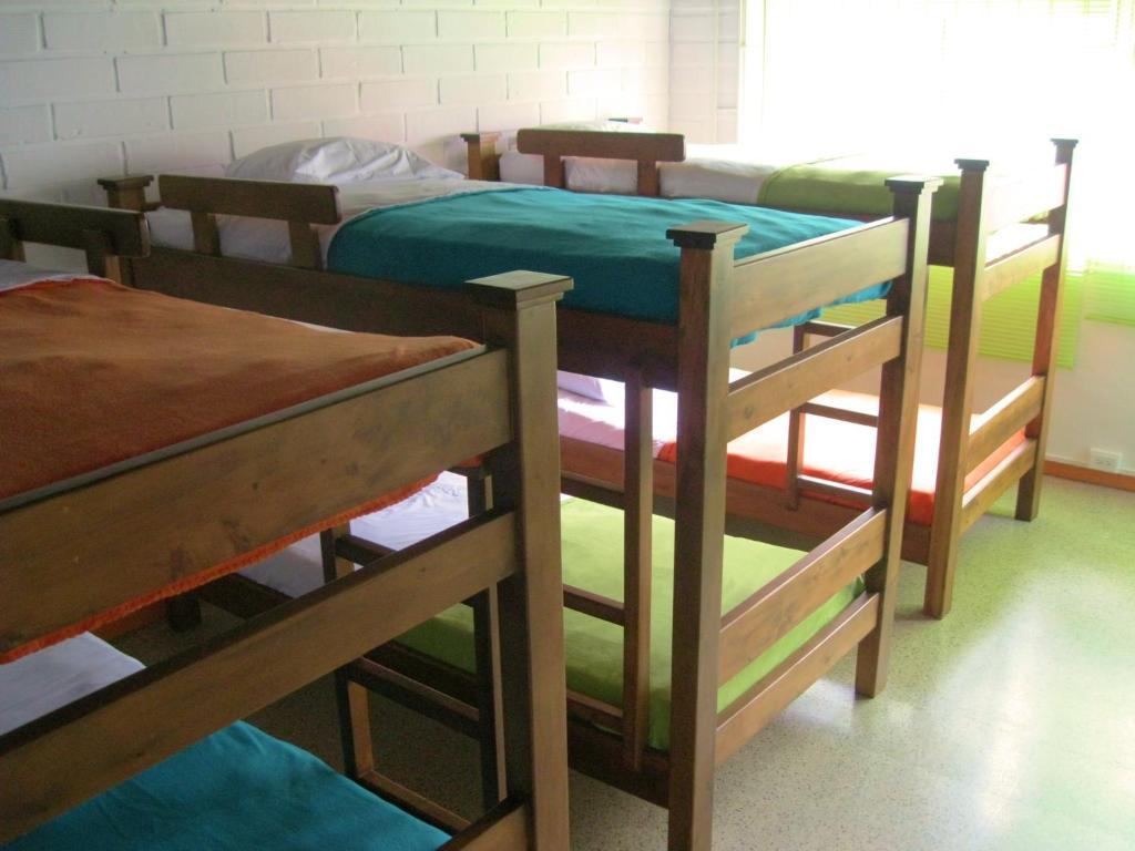 Spring City Hostel Медельин Экстерьер фото