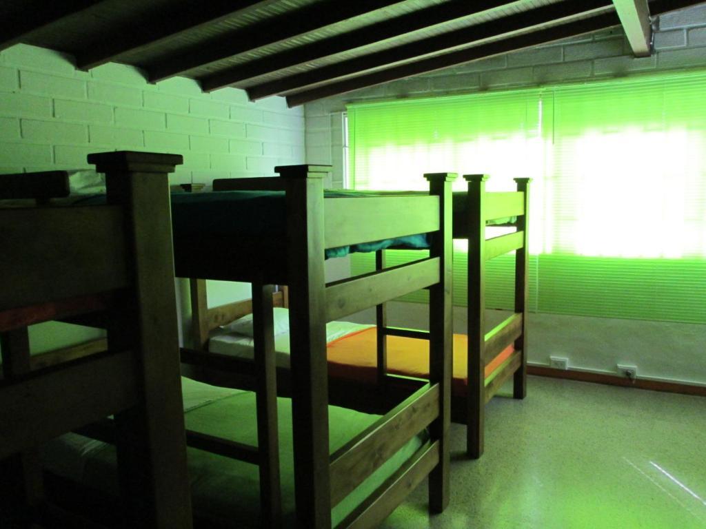 Spring City Hostel Медельин Экстерьер фото