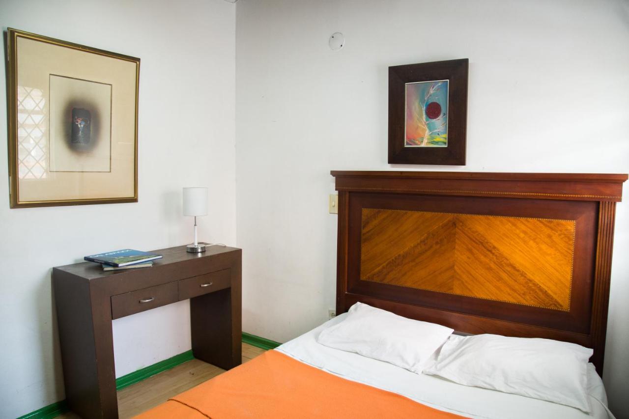 Spring City Hostel Медельин Экстерьер фото
