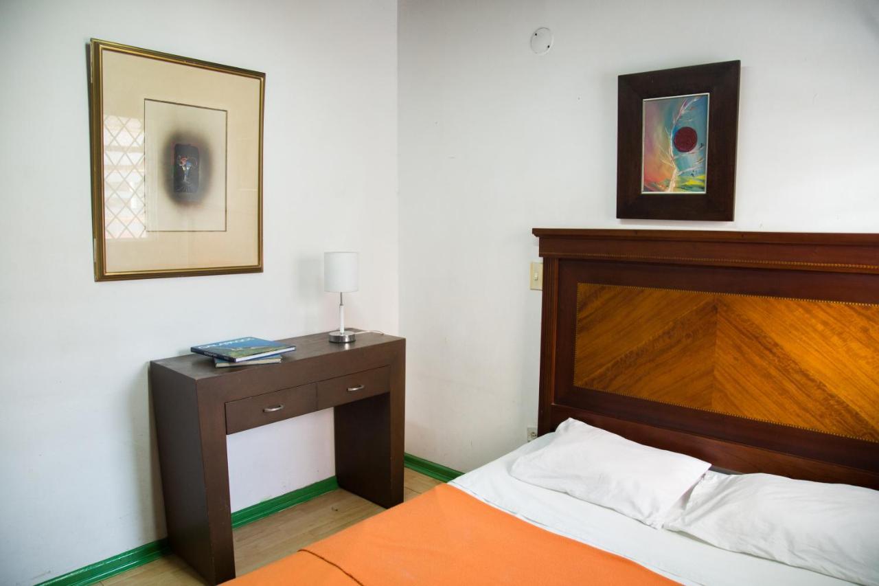 Spring City Hostel Медельин Экстерьер фото